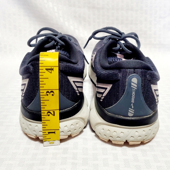 Brooks Ghost 13 Men's Running Shoe Size 12. - Picture 11 of 16